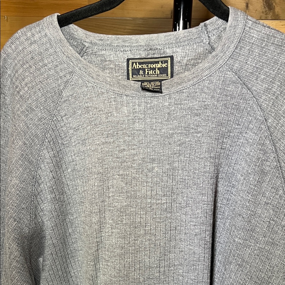 Abercrombie & Fitch Men's Heather Gray Crewneck Sweater